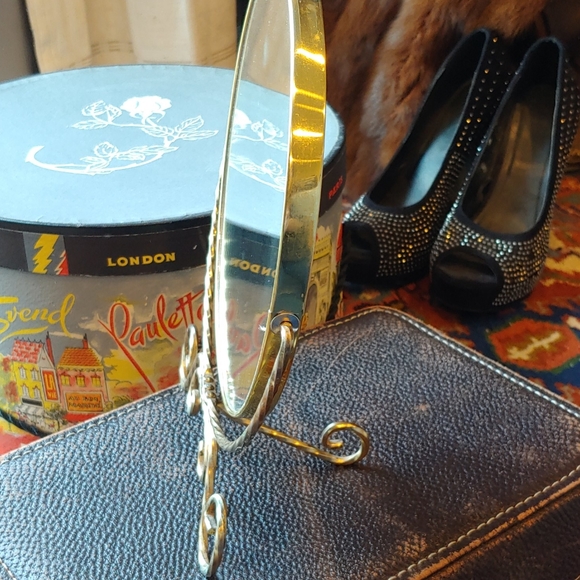 Brass & Porcelain Knobs double Wall Hook & Mirror - Picture 4 of 5